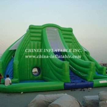 T8-1000 Escorrega aquático de obstáculos verde gigante insuflável para adultos