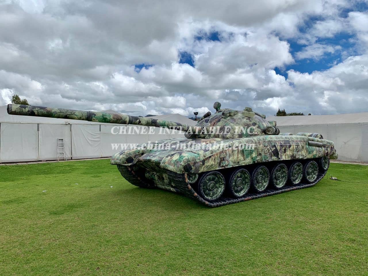 SI1-017 Inflatable T-72 Tank