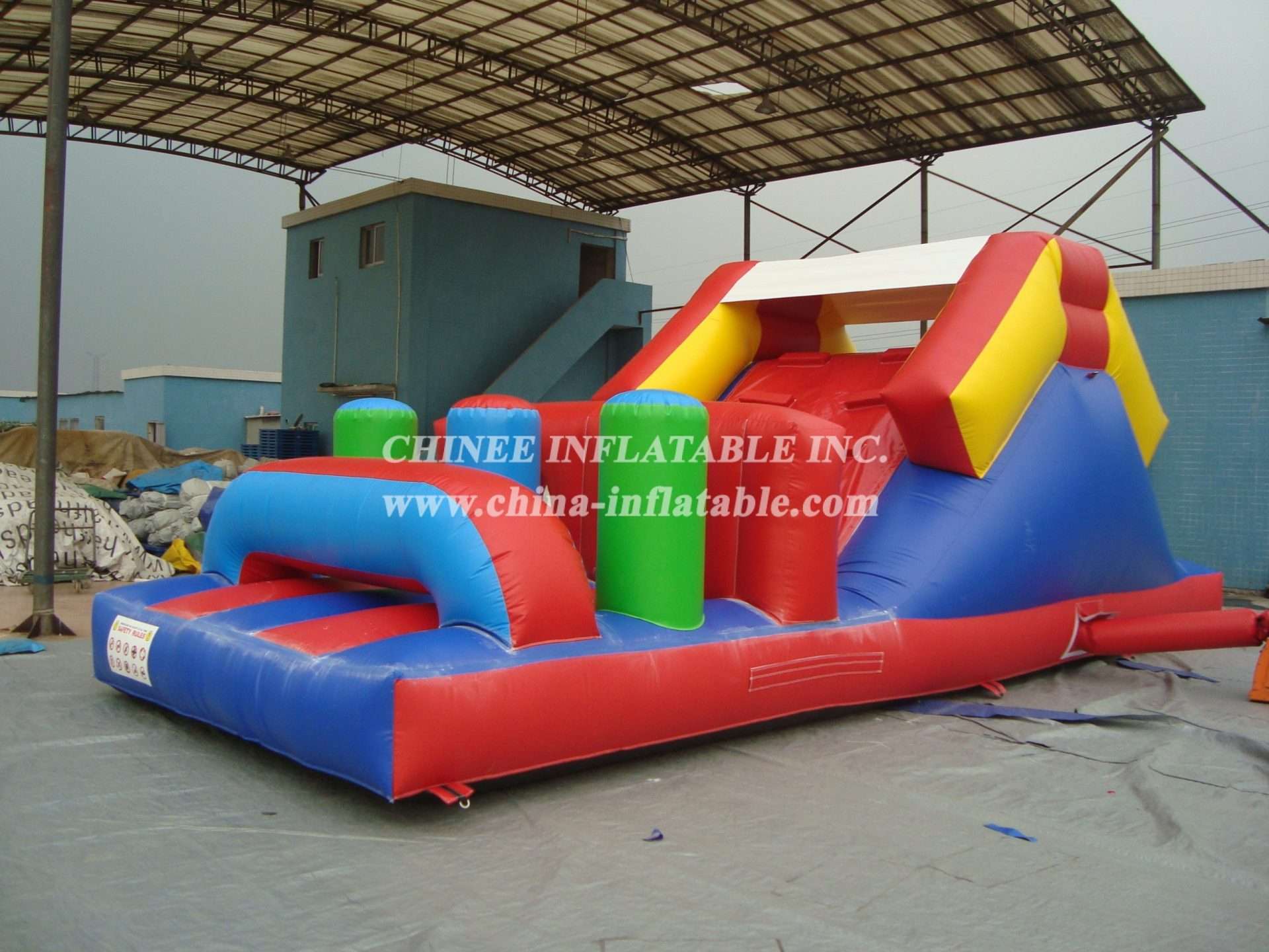 T7-312 Pistas de obstáculos insufláveis coloridas