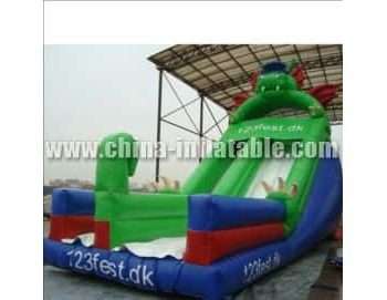 T8-946 Monster Inflatable Slide