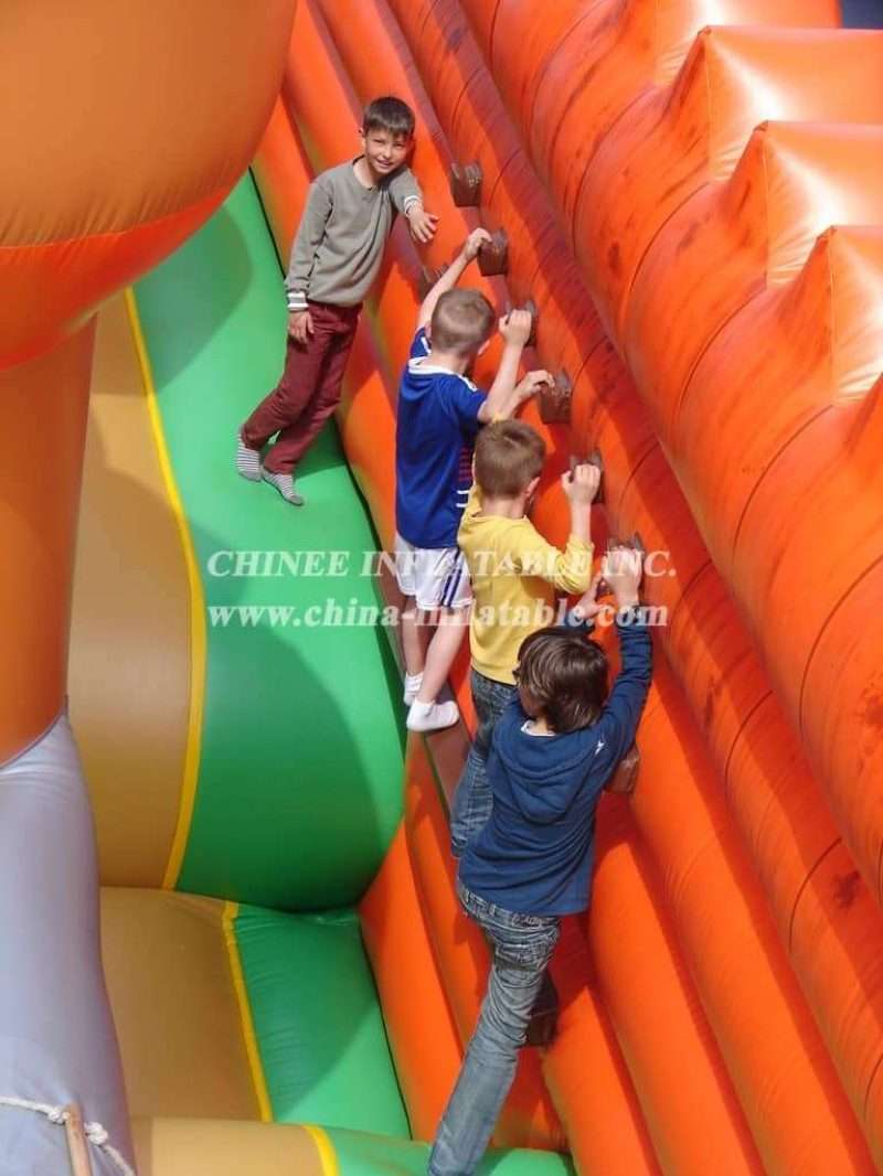 T6-703 FORT APACHE JEU INFLATABLE 15m - Image 15