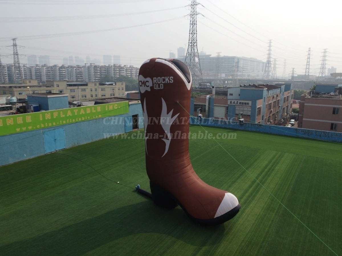 S4-556 Customized Giant Inflatable Boots - Chinee Inflatable