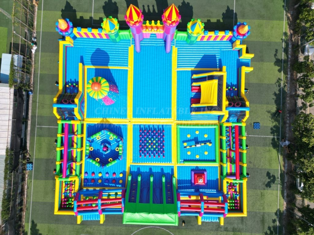 GF2-160B Parque hinchable Ultimate Adventure