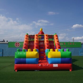 T8-5100 Escorrega insuflável LEGO