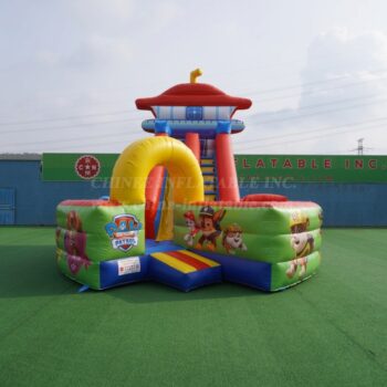 Toboggan gonflable à sec