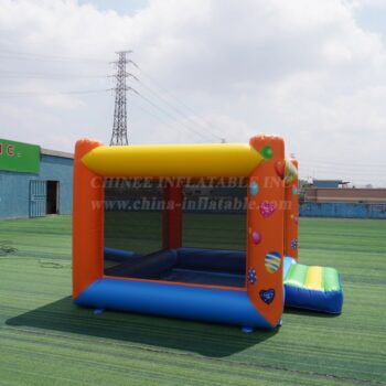 T11-3656 Inflatable ball pool area