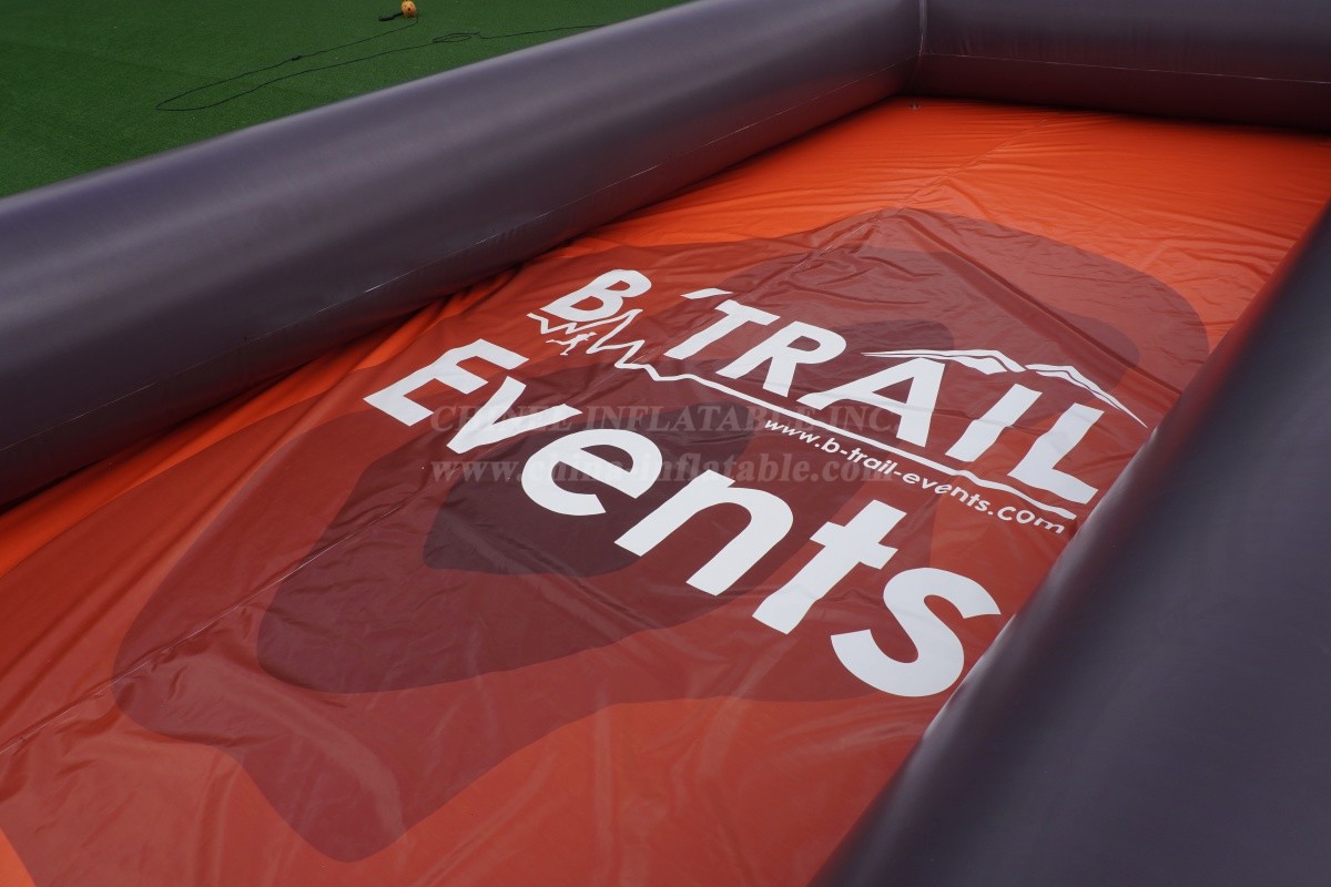 ホットなインフレータブル