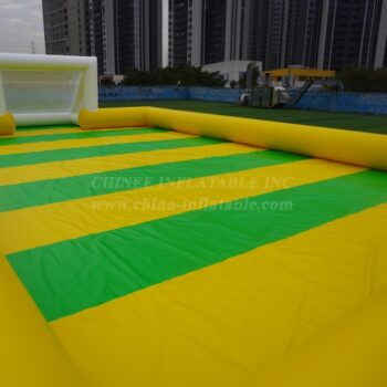 T11-1083 Campo de fútbol hinchable