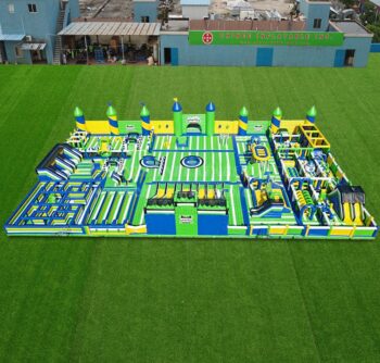 GF2-126 Parc d'attractions gonflable géant