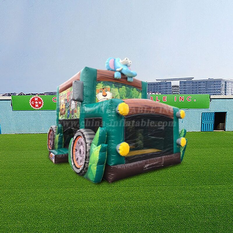 Terrain de jeux gonflable