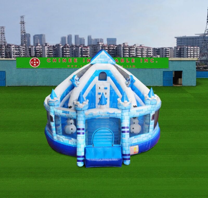 Castelos insufláveis