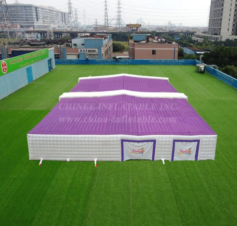 Tenda insuflável em forma de cubo