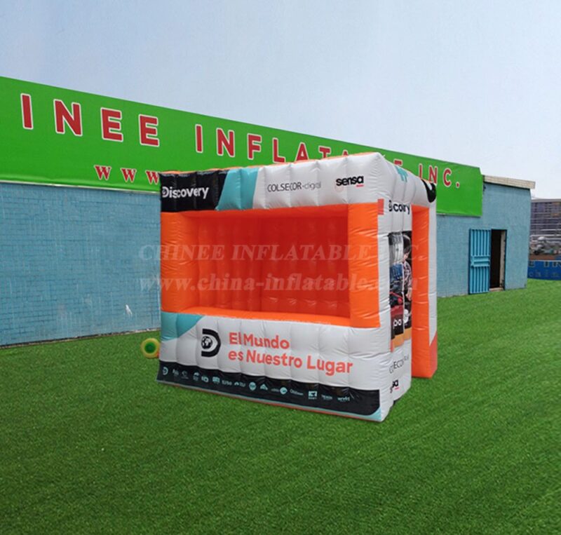 インフレータブル・キューブ・テント