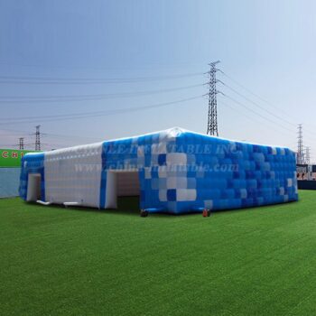 Tenda insuflável em forma de cubo